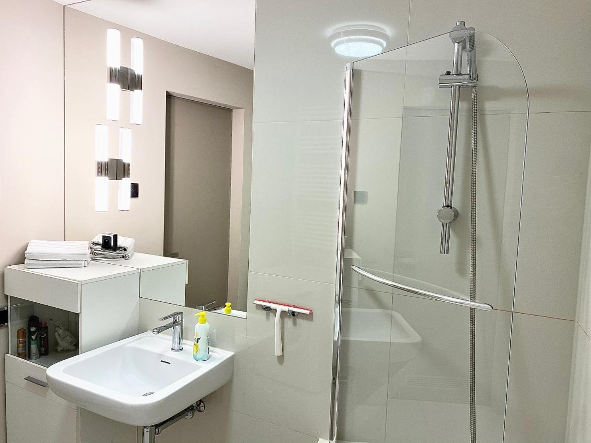 Exclusive Apartment + Best Located Прага Экстерьер фото