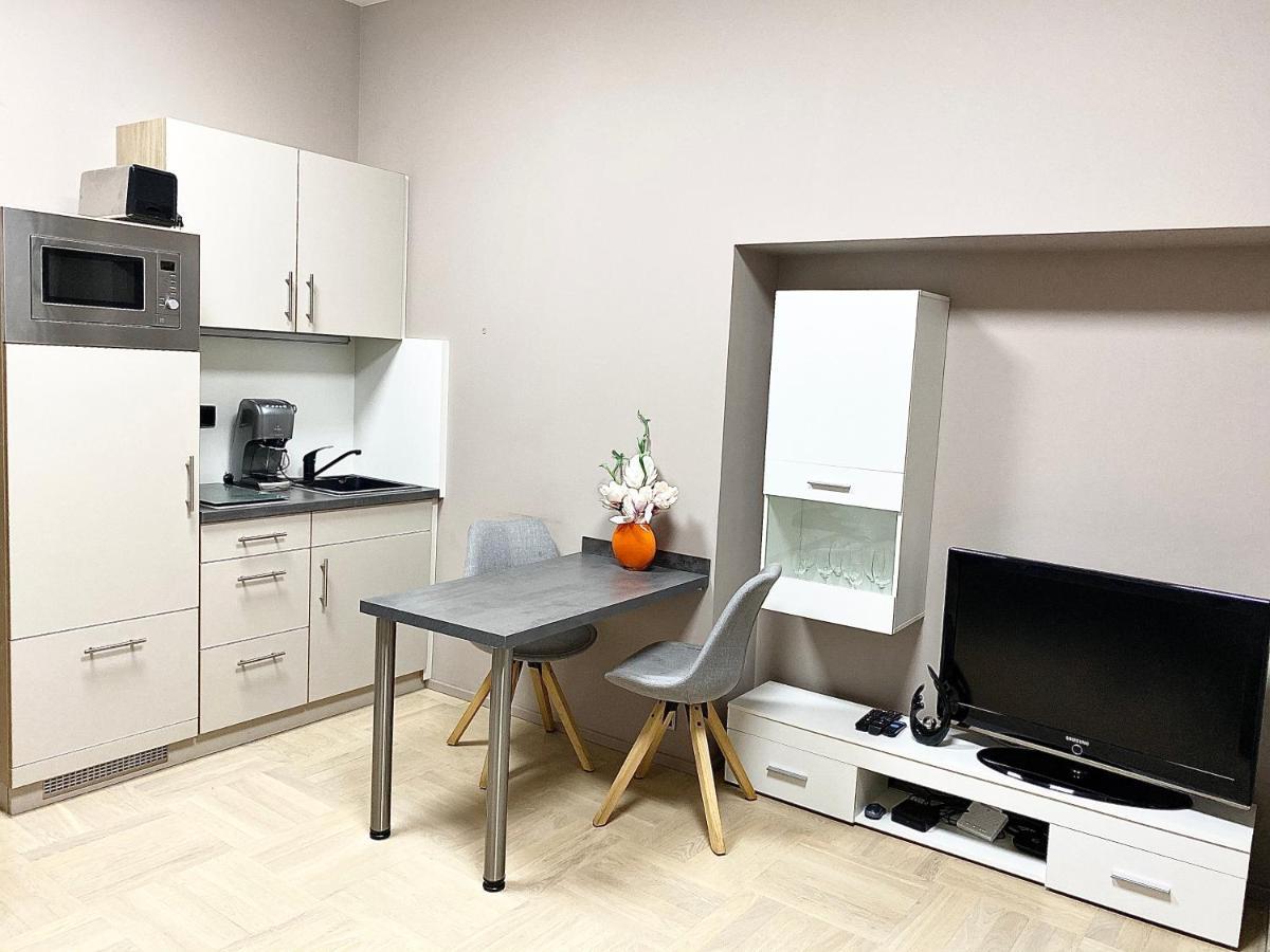Exclusive Apartment + Best Located Прага Экстерьер фото