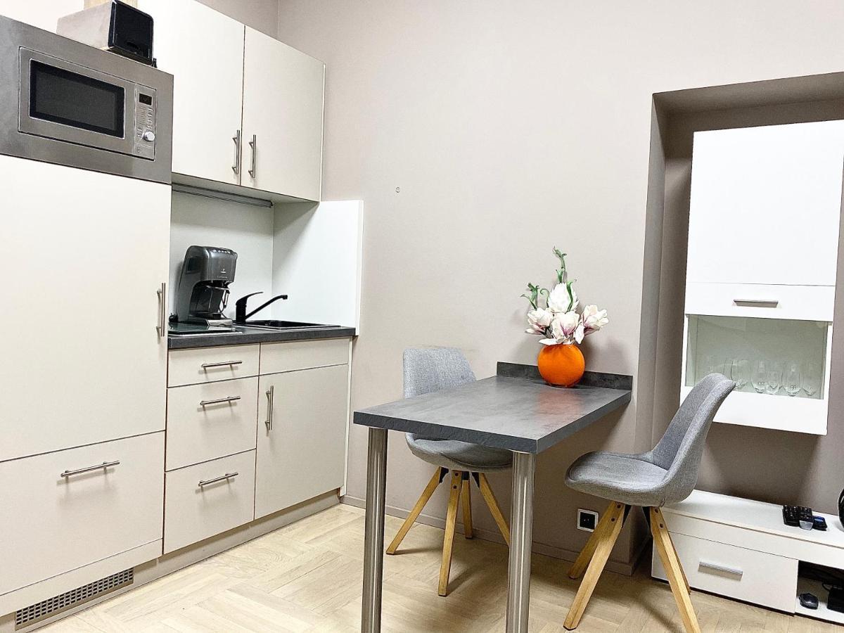 Exclusive Apartment + Best Located Прага Экстерьер фото